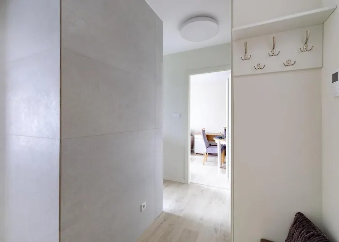 Hello Zajezdnia Wrzeszcz With Private Parking 아파트